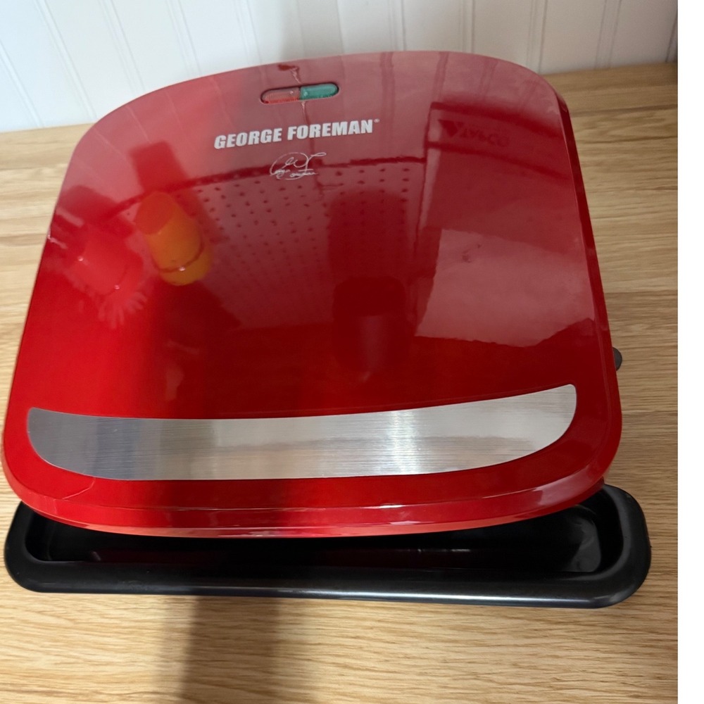 George Foreman GRP360 Electric Grill 4-Serving Red Excellent Removable Plates - Picture 3 of 13